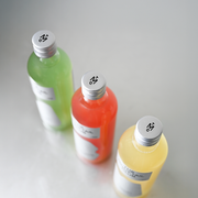 Discover three bestsellers of The Mocktail Club in this giftbox, you’ll find three small bottles of 49cl, each packed with flavor and ready to elevate your sipping experience.