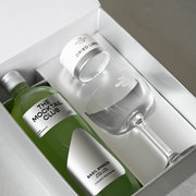 Everything you need to craft the perfect mocktail, all in one giftbox from The Mocktail Club. You’ll find refreshing Basil Breeze 99cl, a signature glass from The Mocktail Club, and a handpicked botanical to complete the experience.