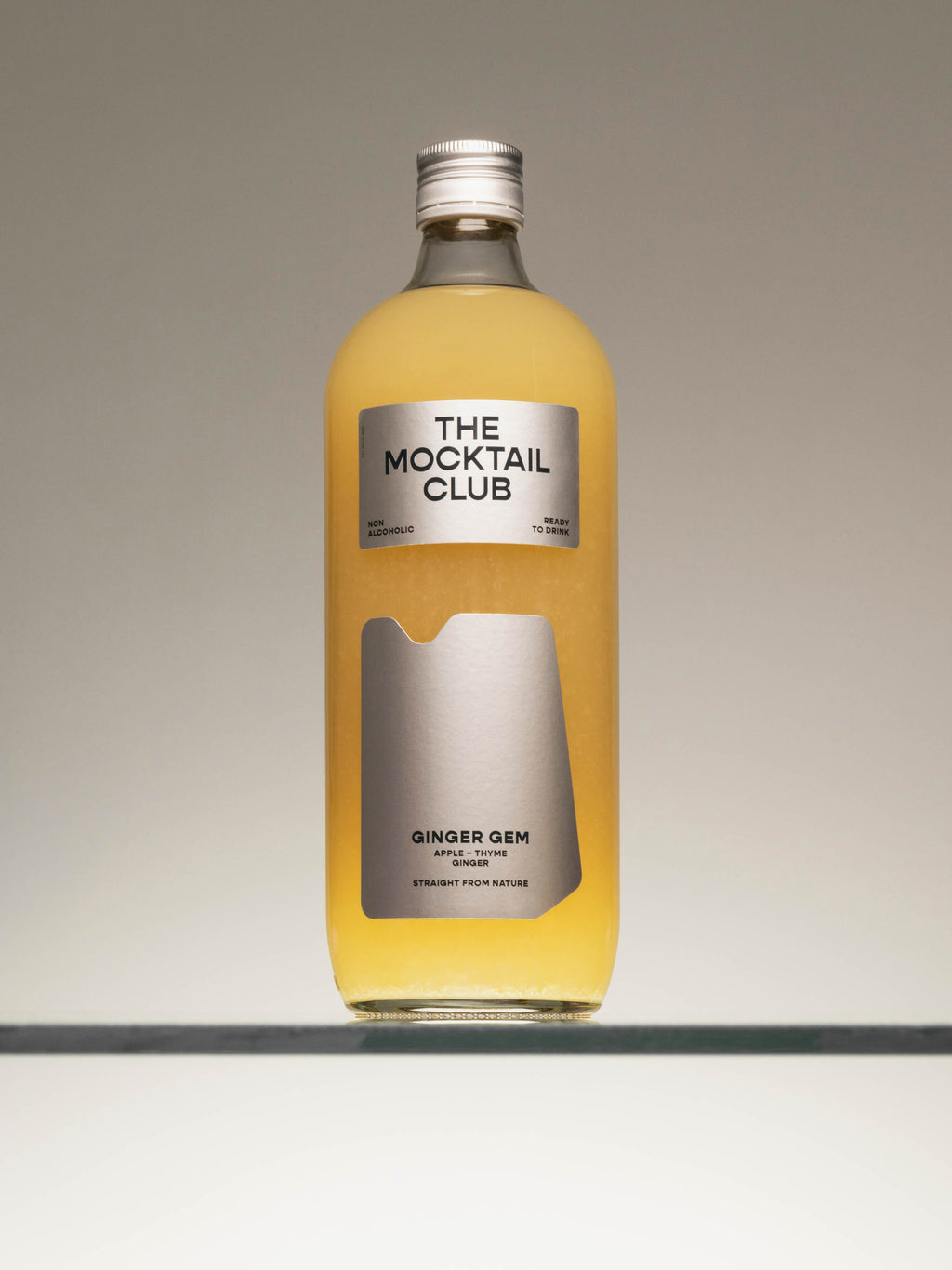 Long conversations, candlelight, and refined flavors — The Mocktail Club Dinner Bundle is crafted for those evenings where every sip complements the moment. Set the table, pour over ice, and toast to a bold, alcohol-free dinner experience that pairs as effortlessly with your meal as good company.