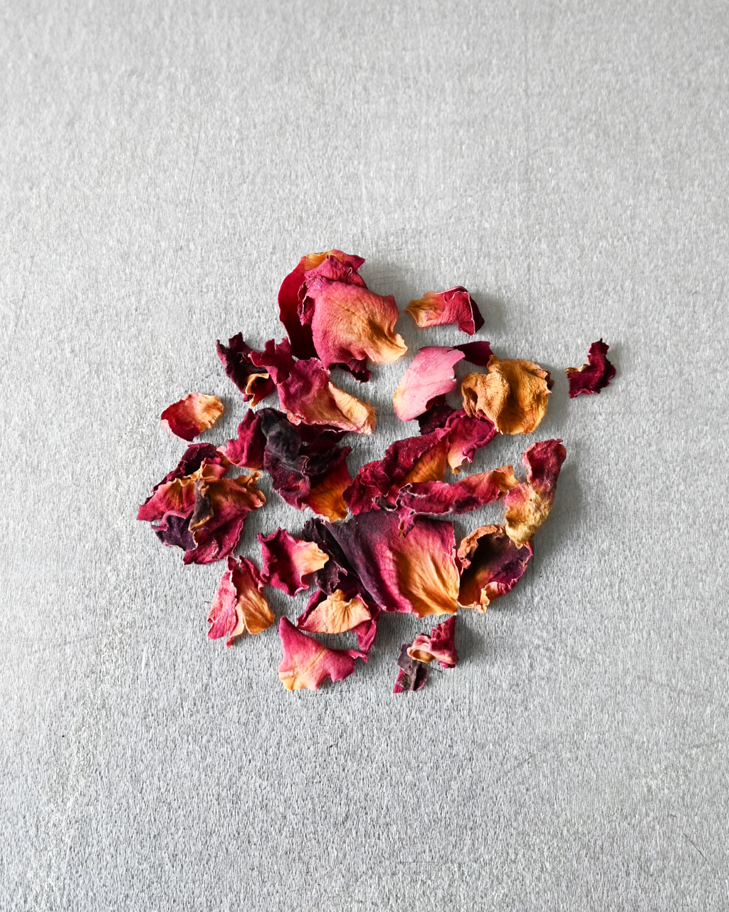 These rose petals from The Mocktail Club are perfect for garnishing your mocktail.