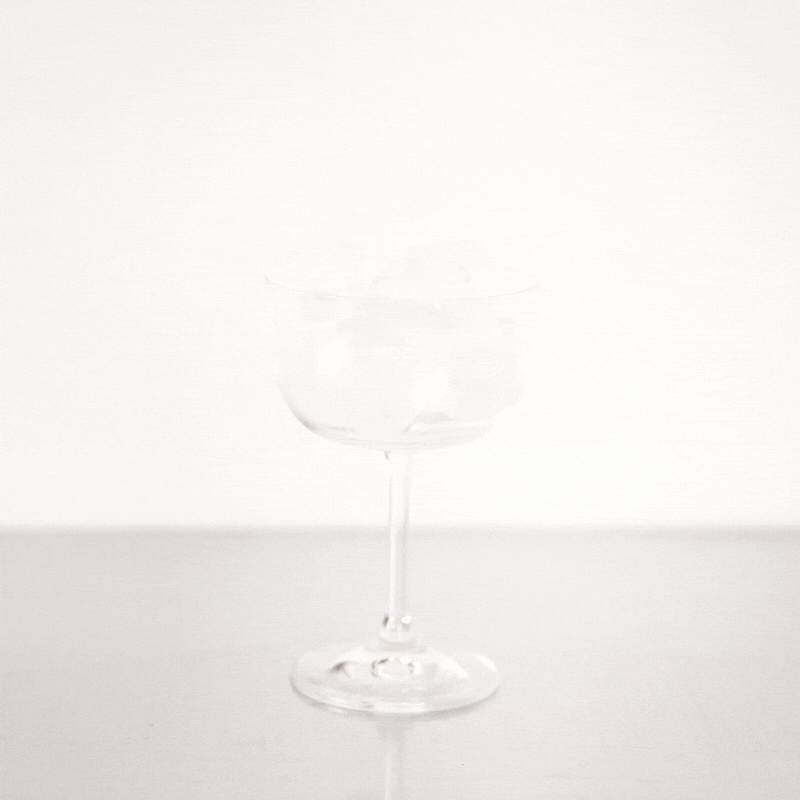 Movie of the perfect serve of the Rhubarb Rush mocktail